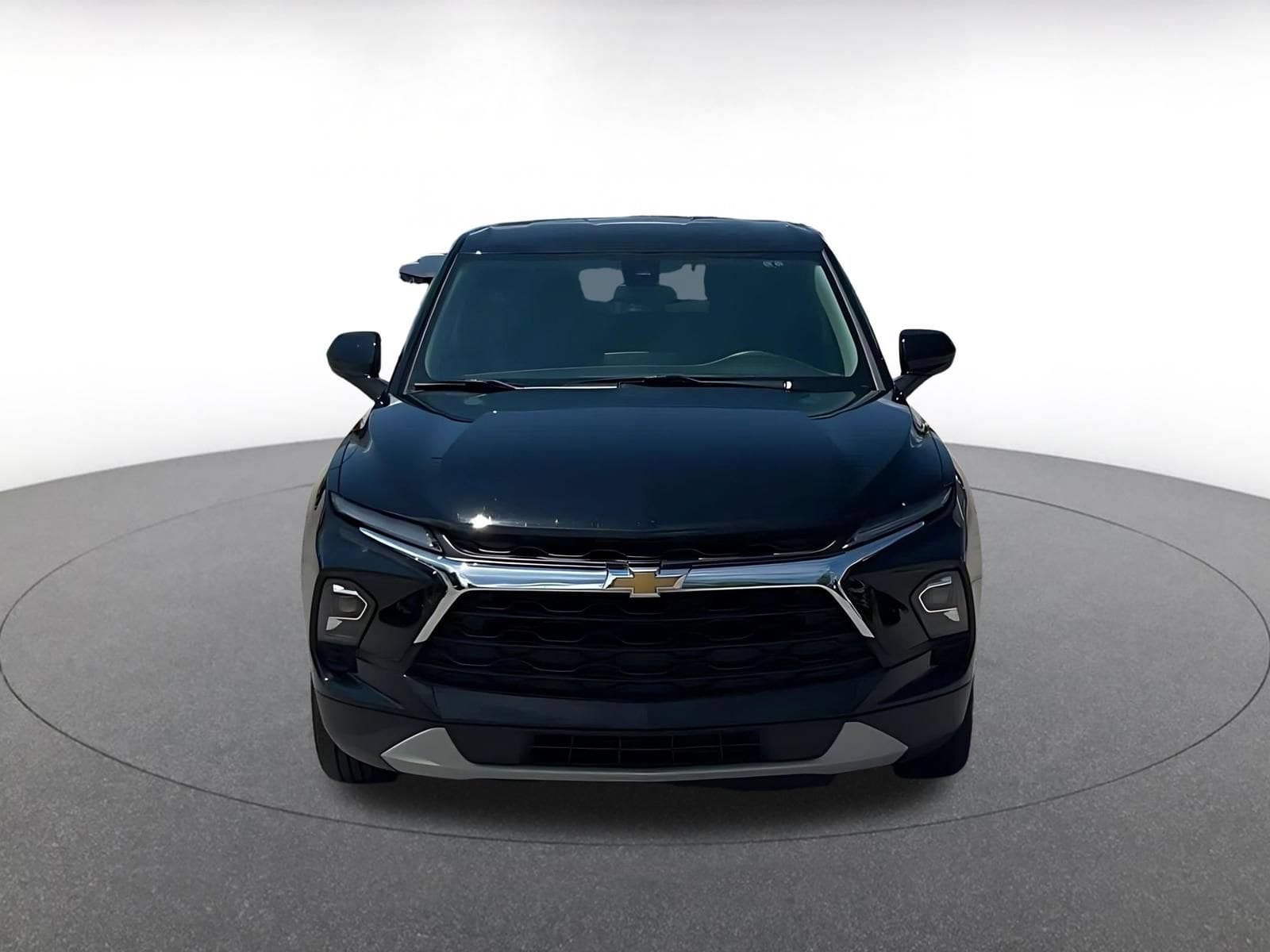 Thumbnail: 2025 Chevrolet Blazer - 4