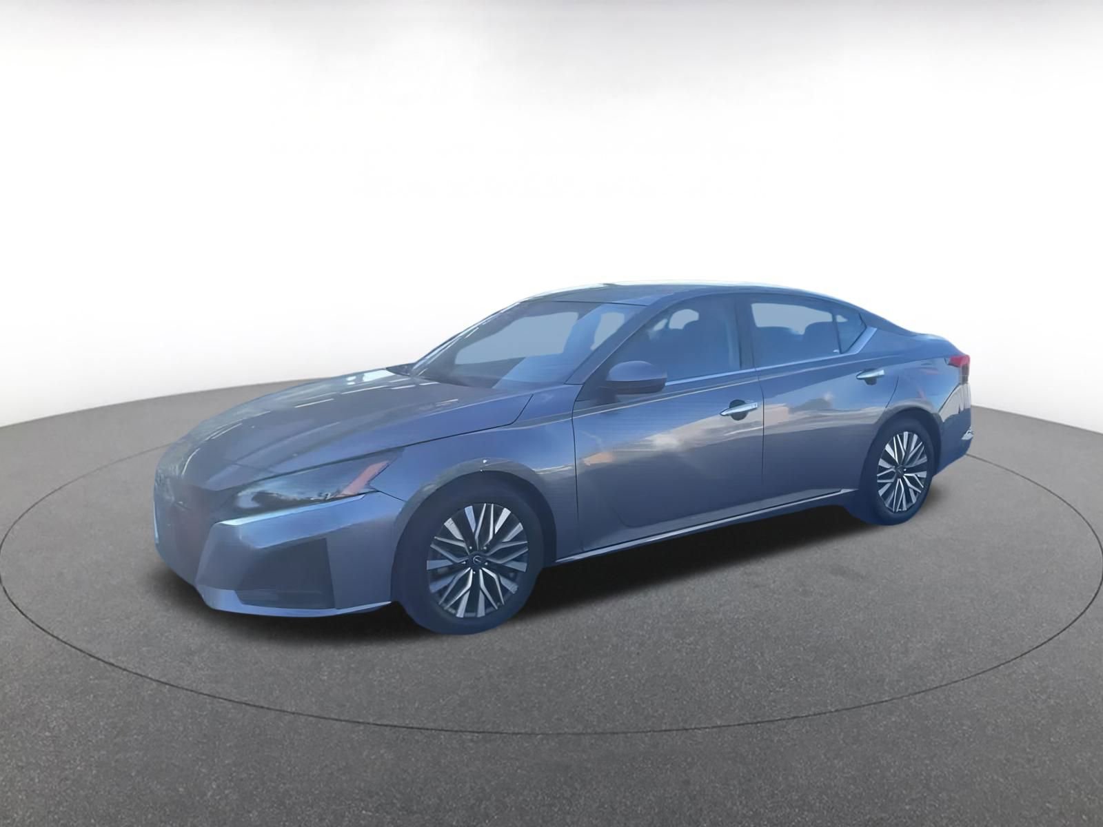 Thumbnail: 2023 Nissan Altima - 8