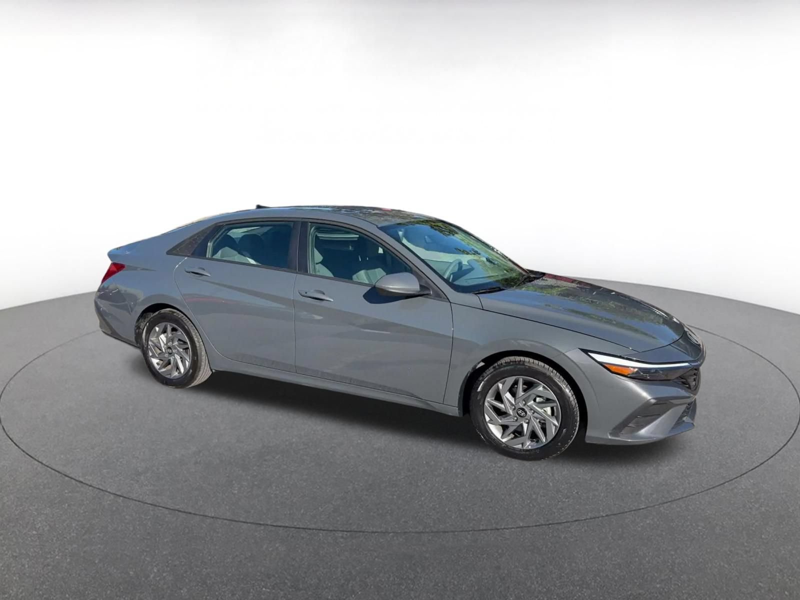 Thumbnail: 2026 Hyundai Elantra - 2