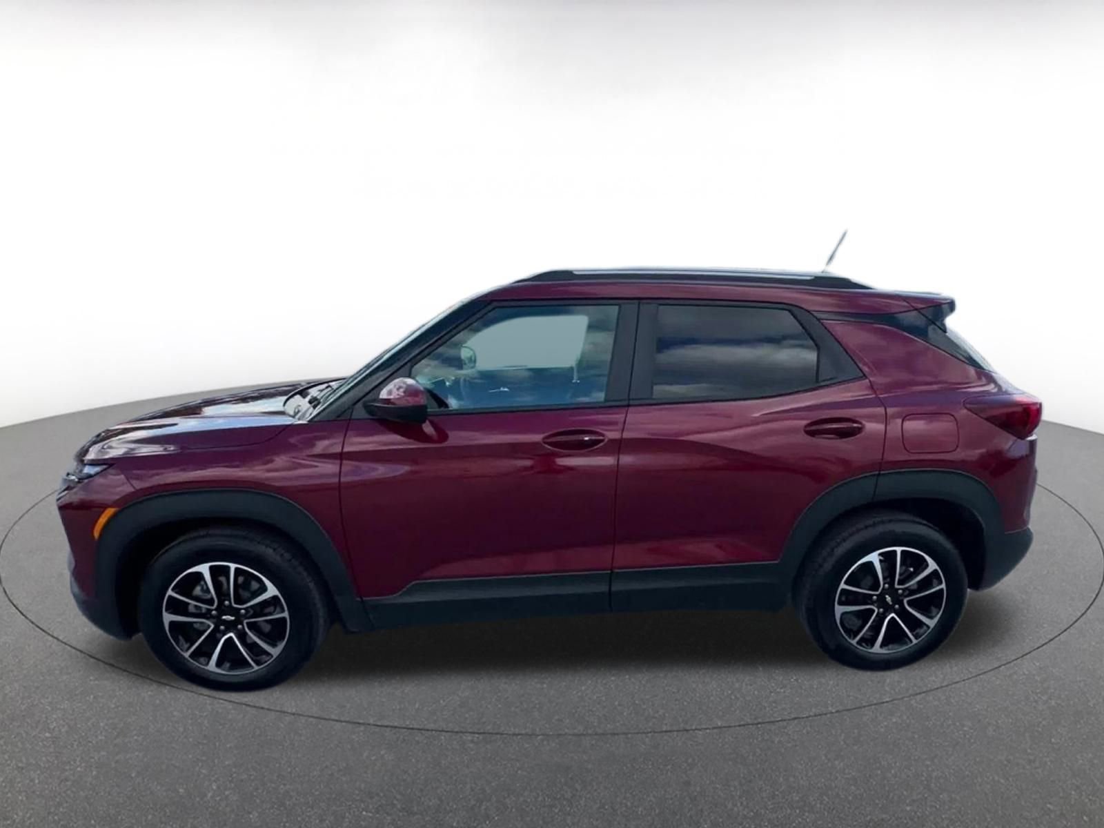 Thumbnail: 2025 Chevrolet TrailBlazer - 9