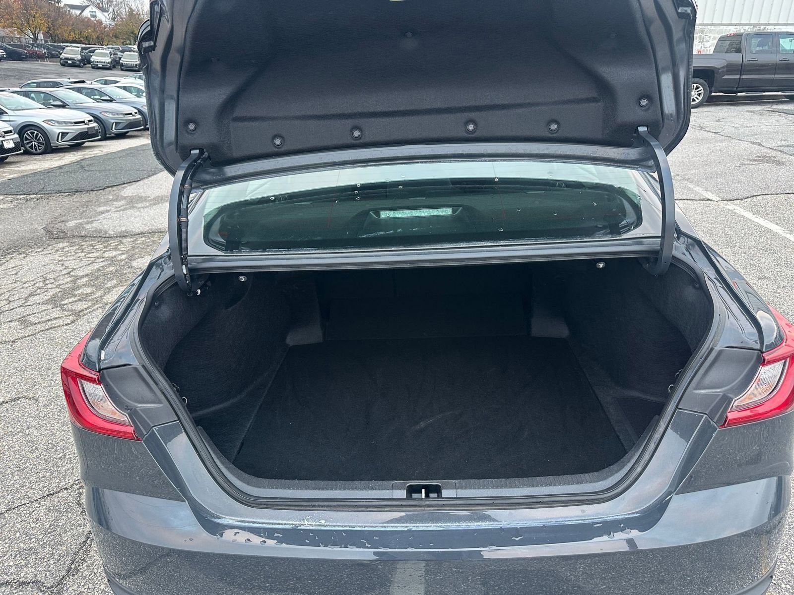 Thumbnail: 2025 Toyota Camry - 30