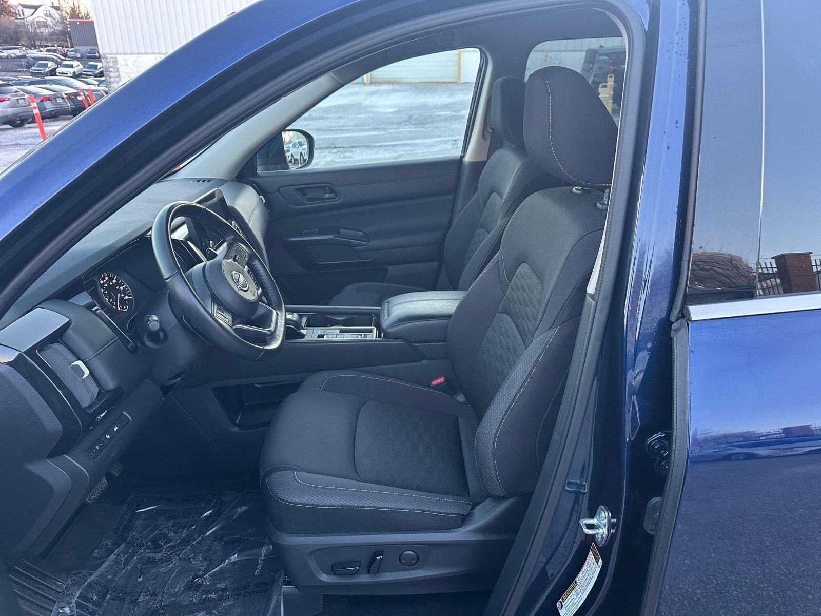 Thumbnail: 2025 Nissan Pathfinder - 27