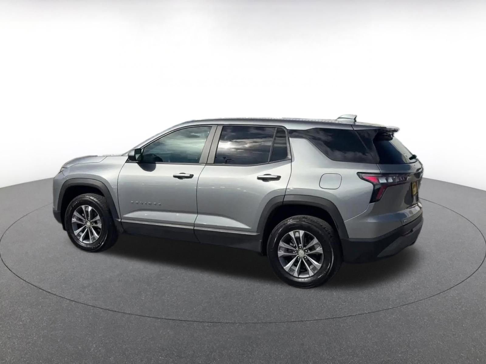 Thumbnail: 2025 Chevrolet Equinox - 10