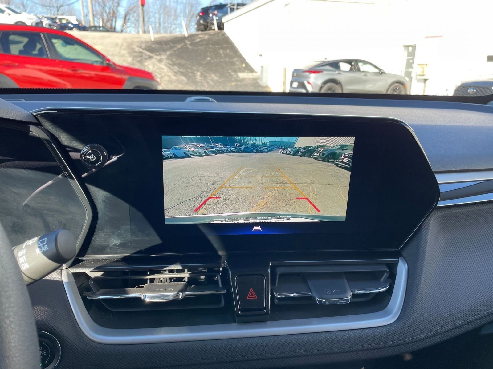 Thumbnail: 2025 Chevrolet TrailBlazer - 17