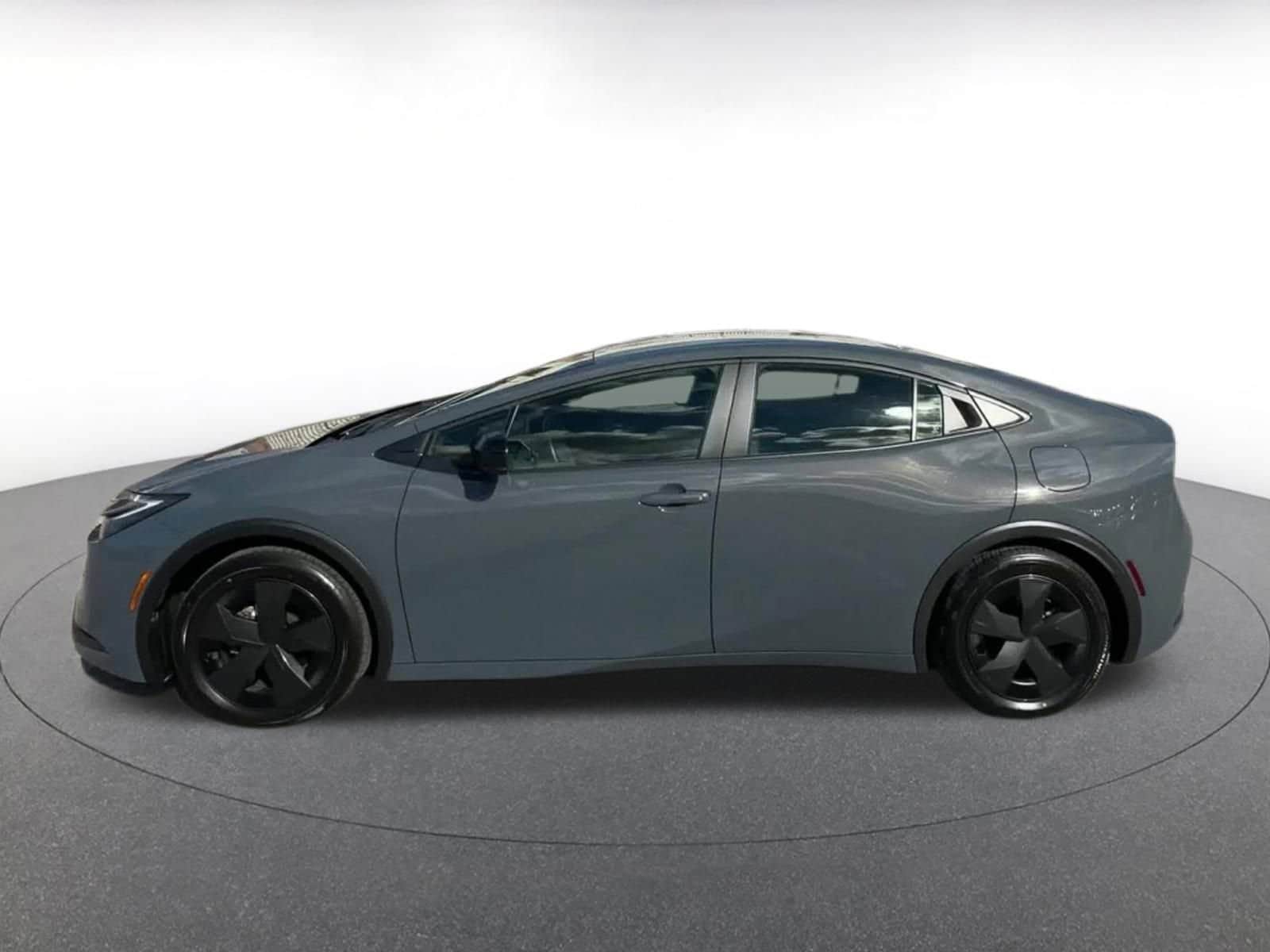 Thumbnail: 2025 Toyota Prius - 9