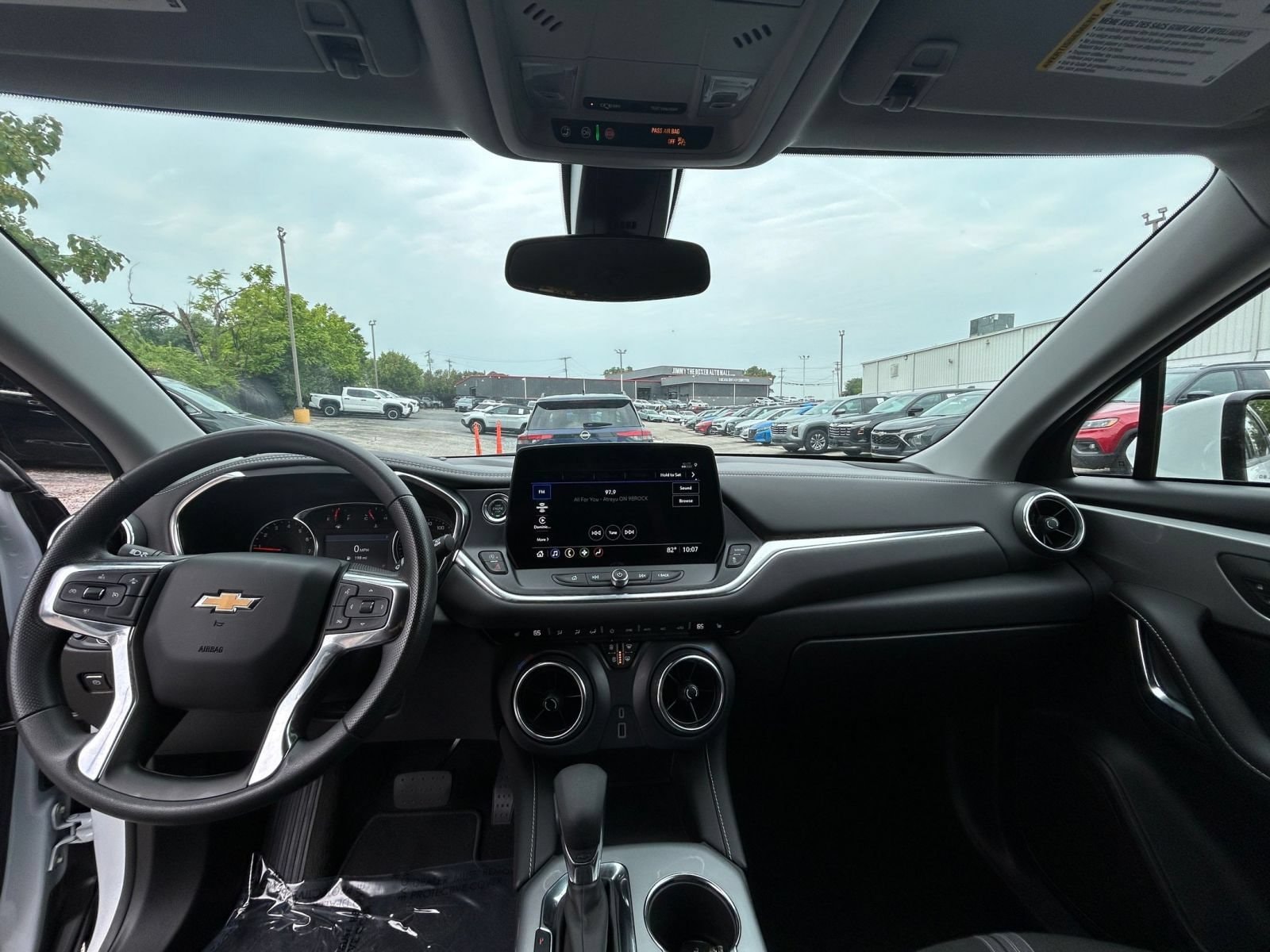 Thumbnail: 2025 Chevrolet Blazer - 28