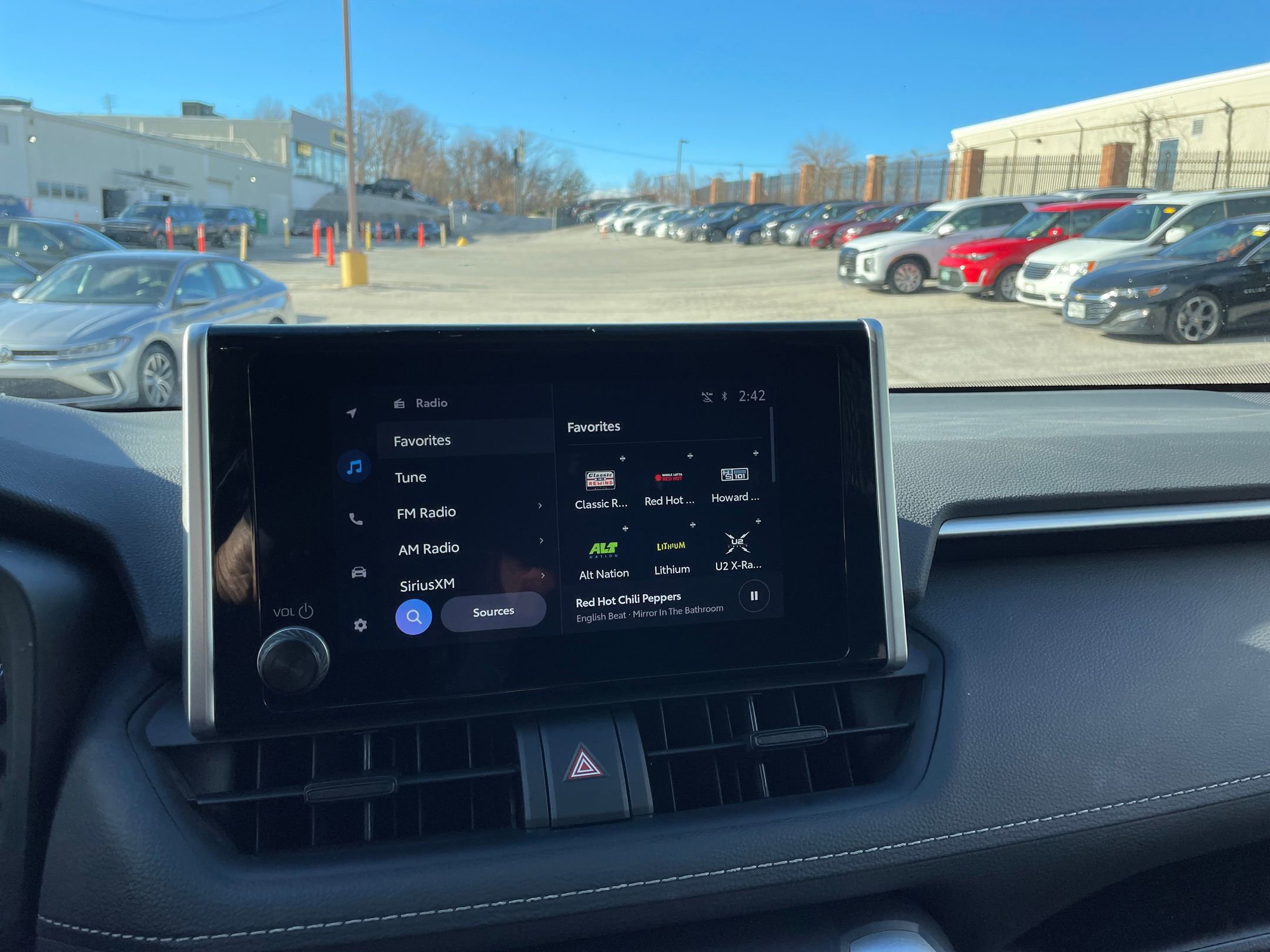 Thumbnail: 2025 Toyota RAV4 - 21