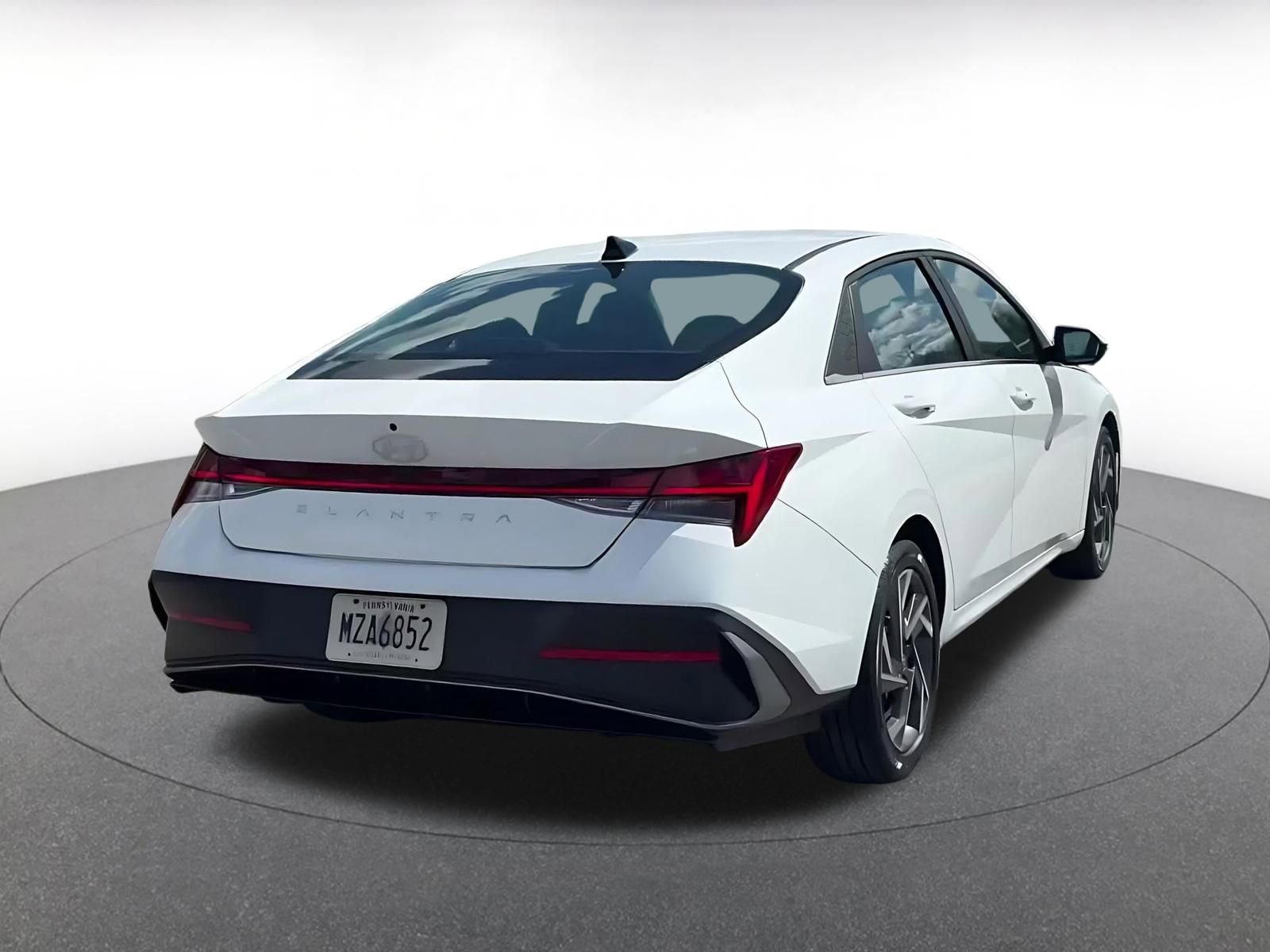Thumbnail: 2025 Hyundai Elantra - 14