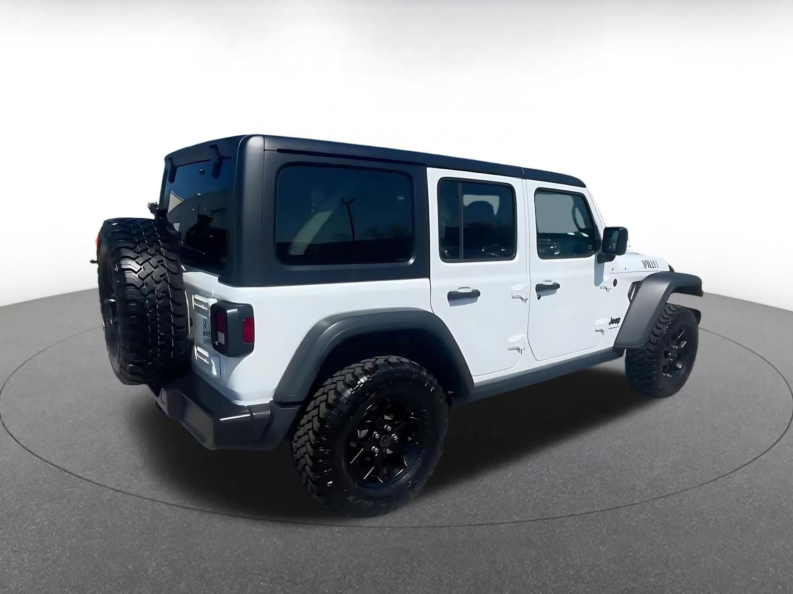Thumbnail: 2025 Jeep Wrangler - 14