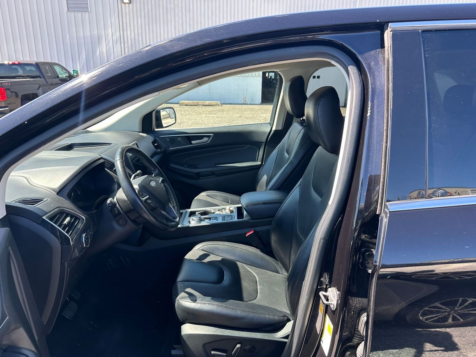 Thumbnail: 2022 Ford Edge - 8