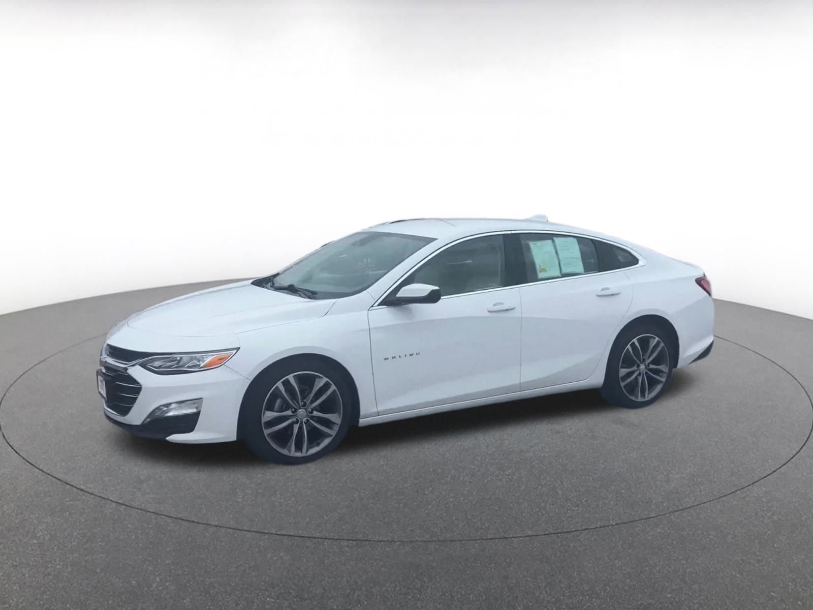 Thumbnail: 2024 Chevrolet Malibu - 8