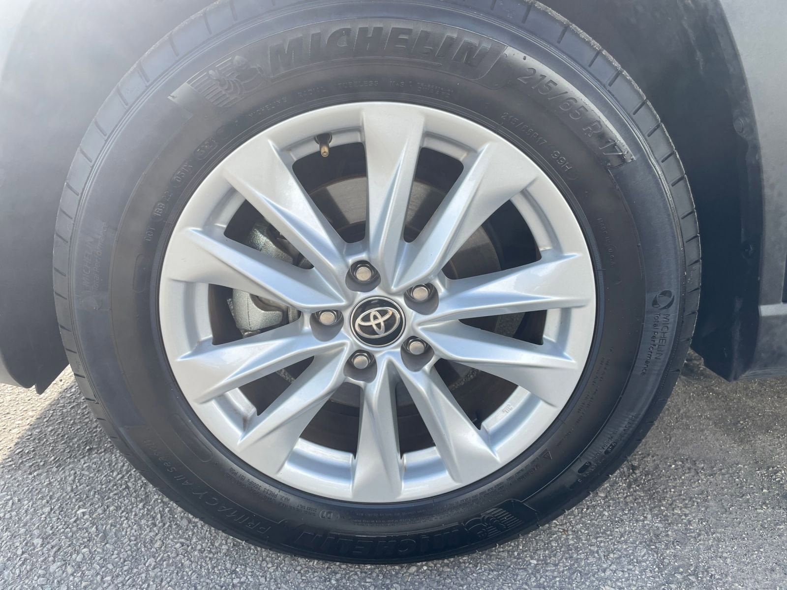 Thumbnail: 2025 Toyota Corolla Cross - 29