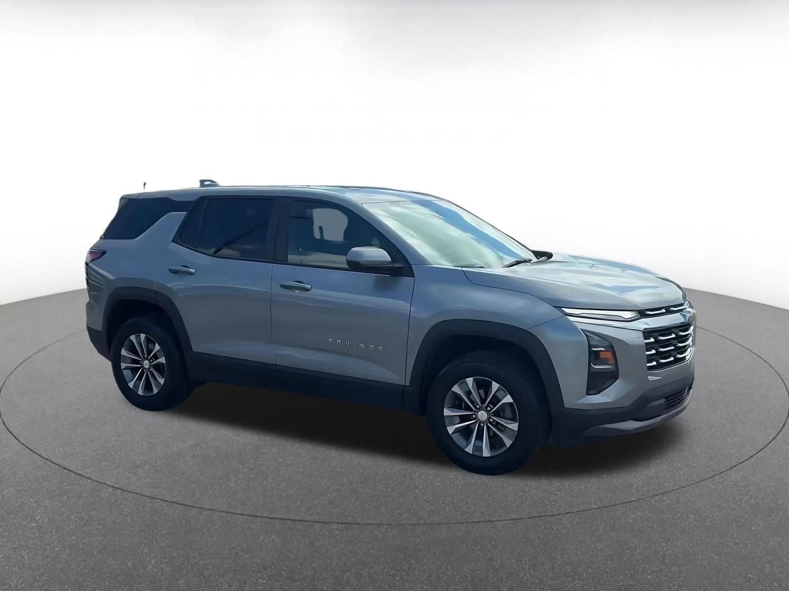 Thumbnail: 2025 Chevrolet Equinox - 2