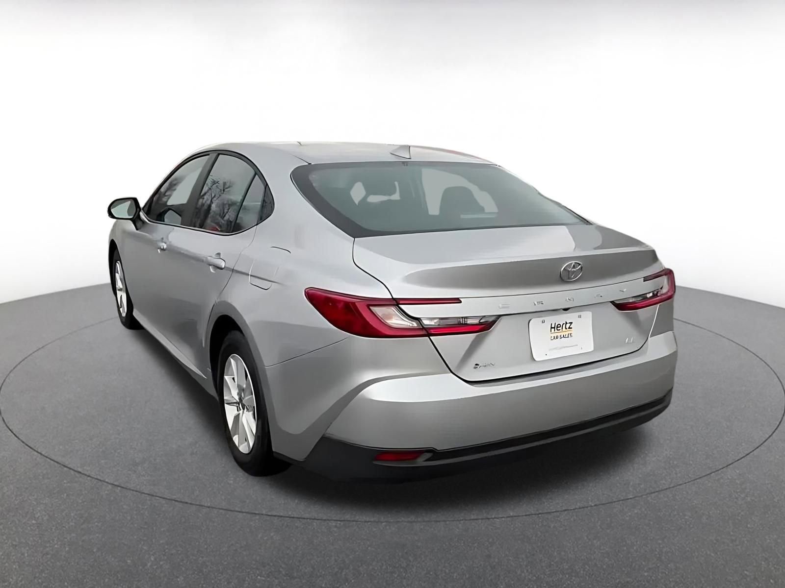 Thumbnail: 2025 Toyota Camry - 11