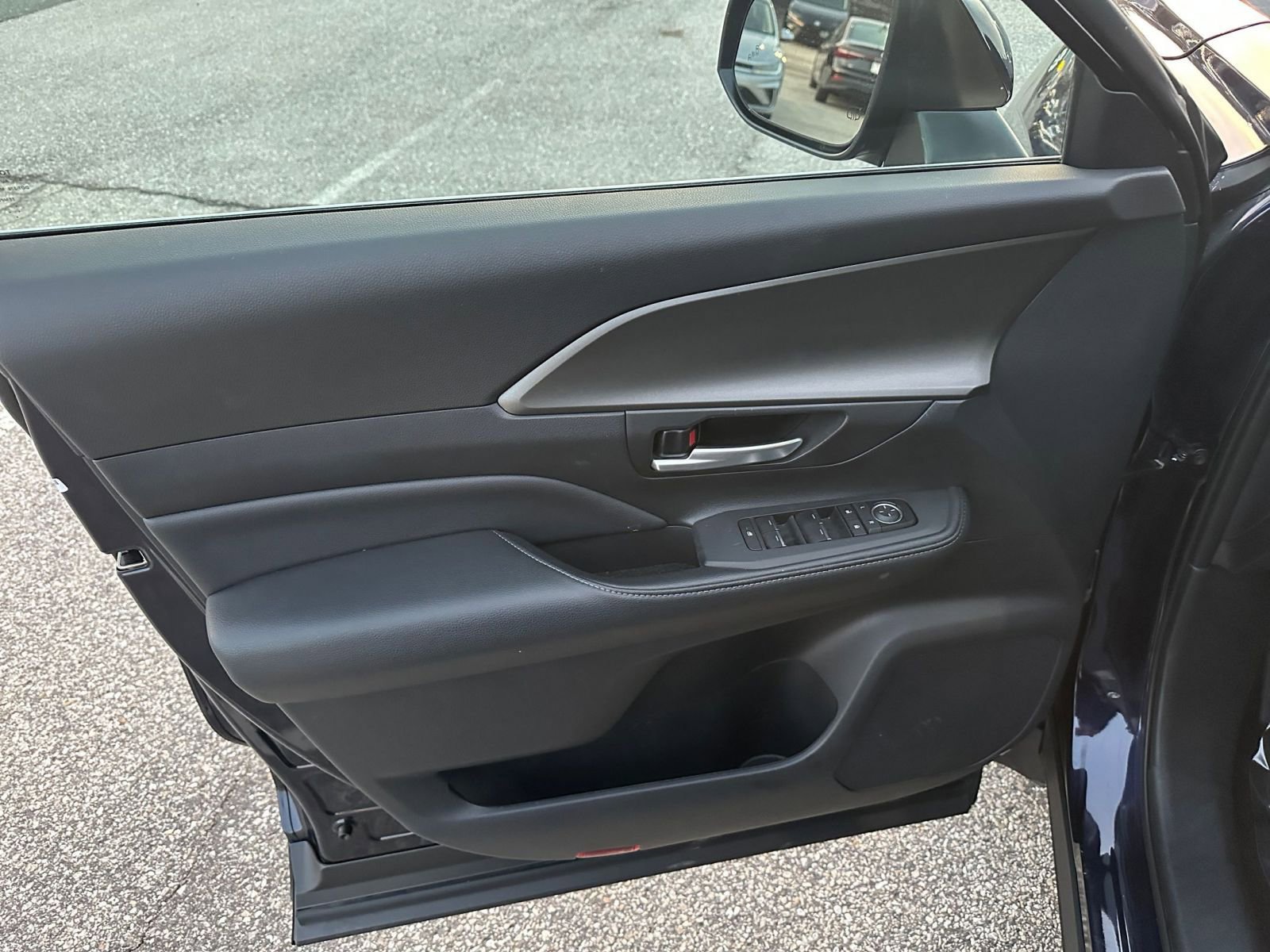 Thumbnail: 2025 Toyota Grand Highlander - 20