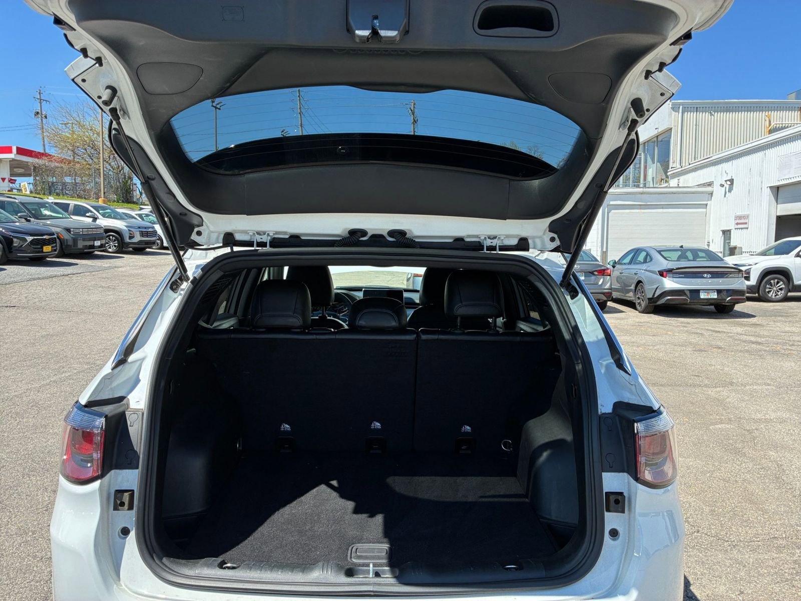 Thumbnail: 2025 Jeep Compass - 32