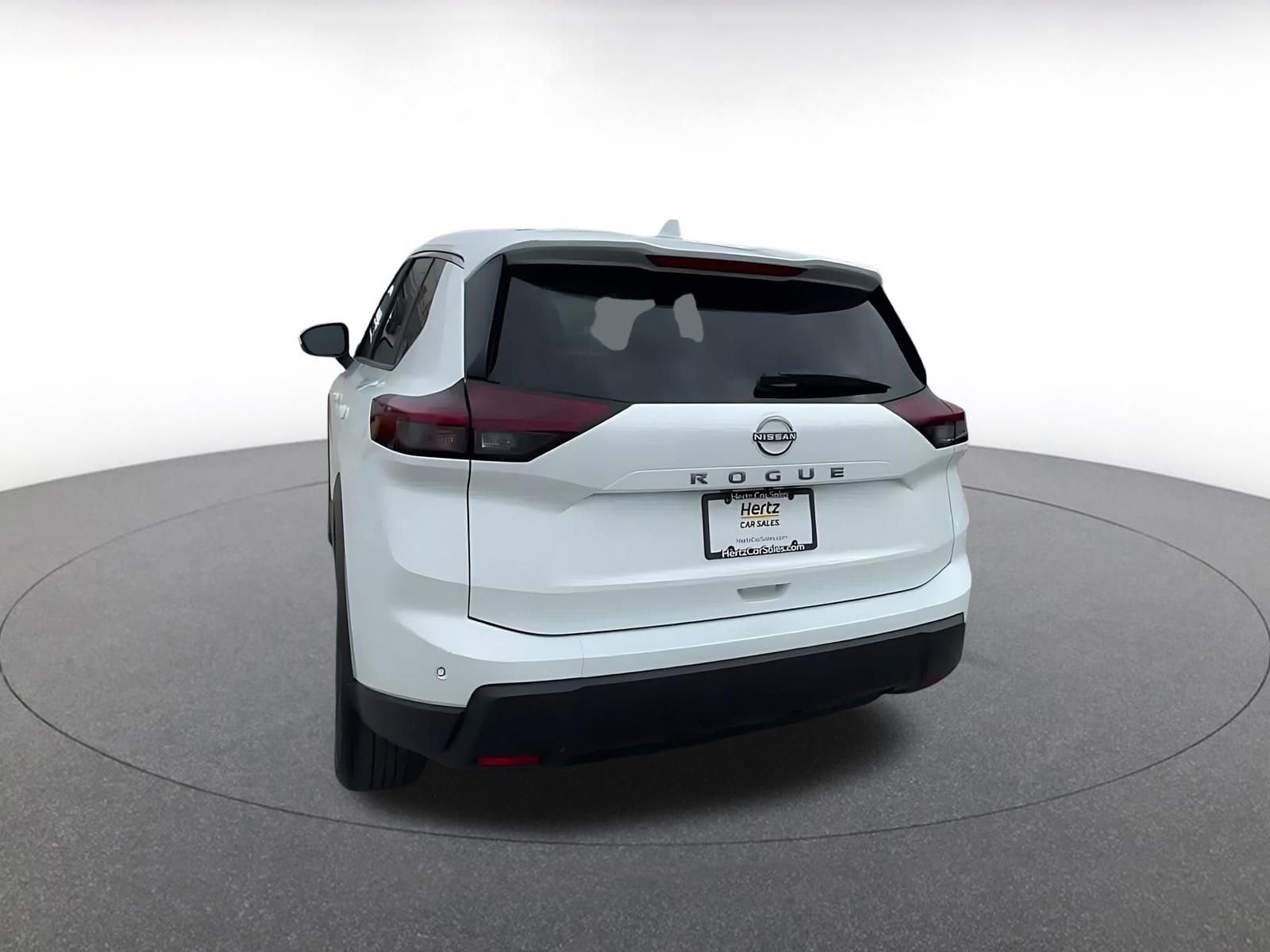 Thumbnail: 2025 Nissan Rogue - 11