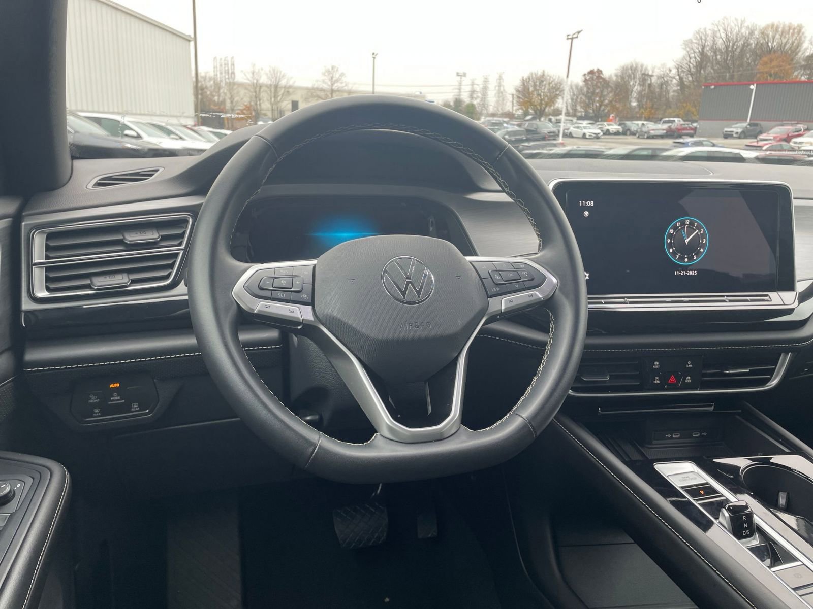 Thumbnail: 2025 Volkswagen Atlas - 34