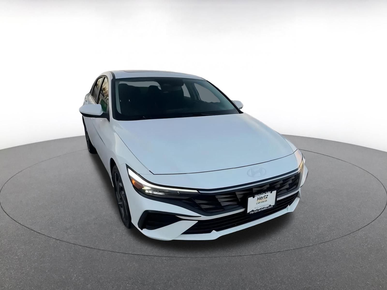 Thumbnail: 2025 Hyundai Elantra - 3