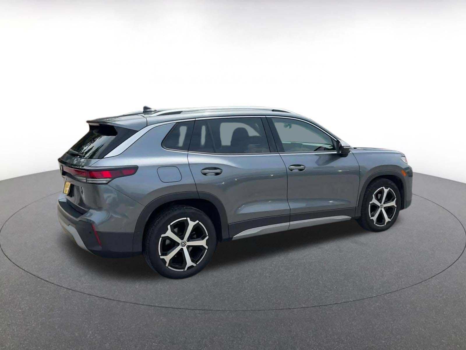 Thumbnail: 2026 Volkswagen Tiguan - 14