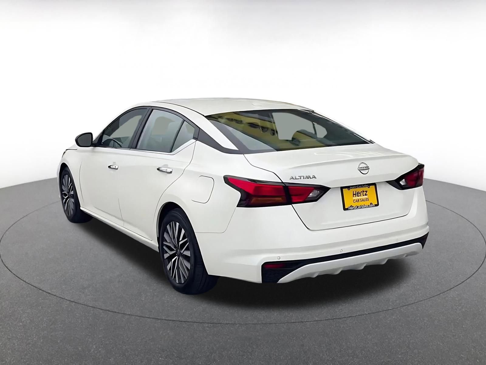 Thumbnail: 2025 Nissan Altima - 11