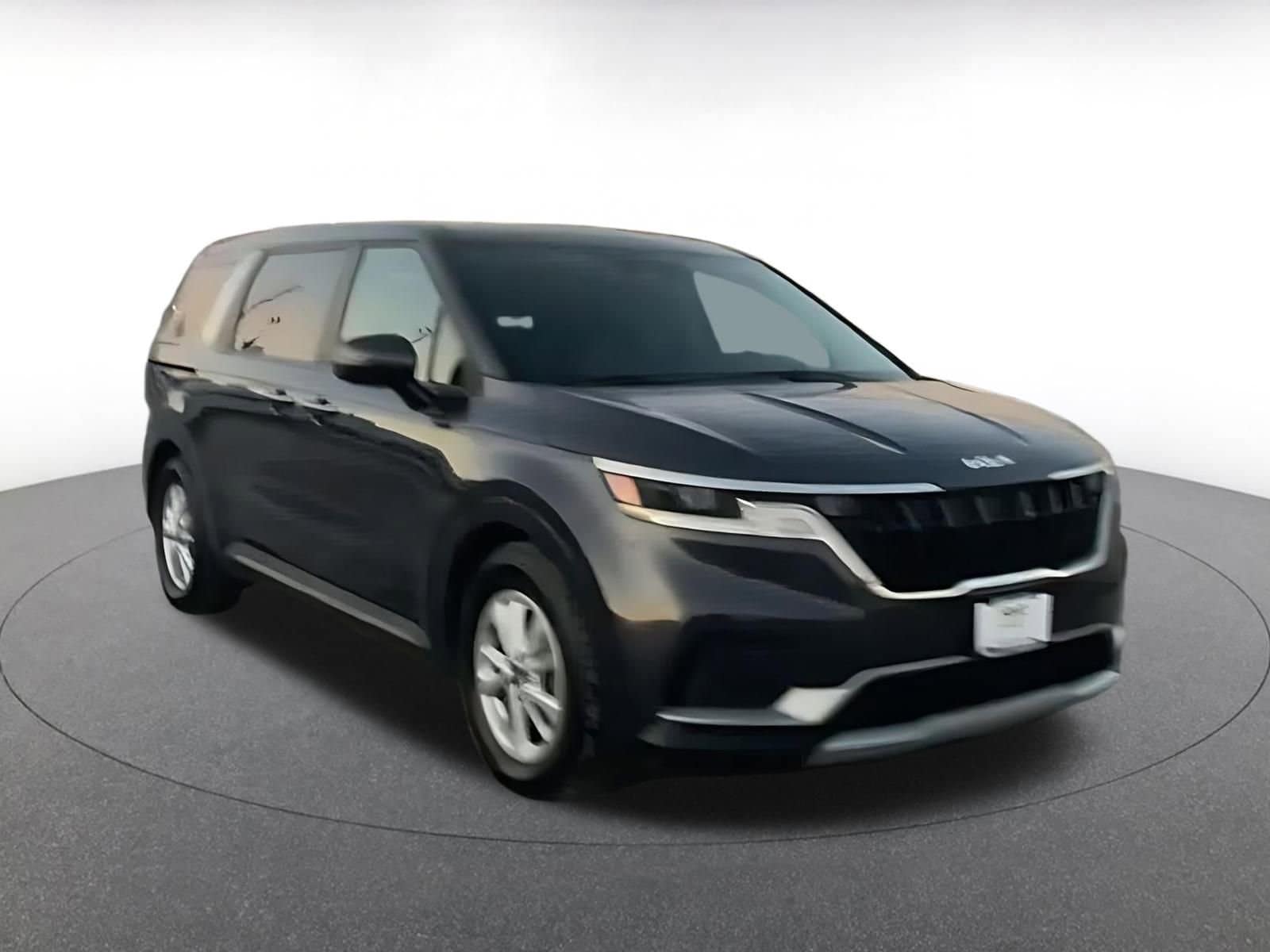 Thumbnail: 2023 Kia Carnival - 2