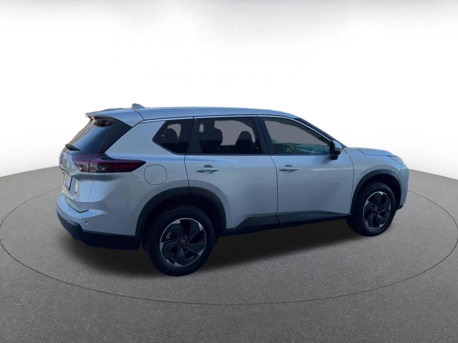 Thumbnail: 2025 Nissan Rogue - 15