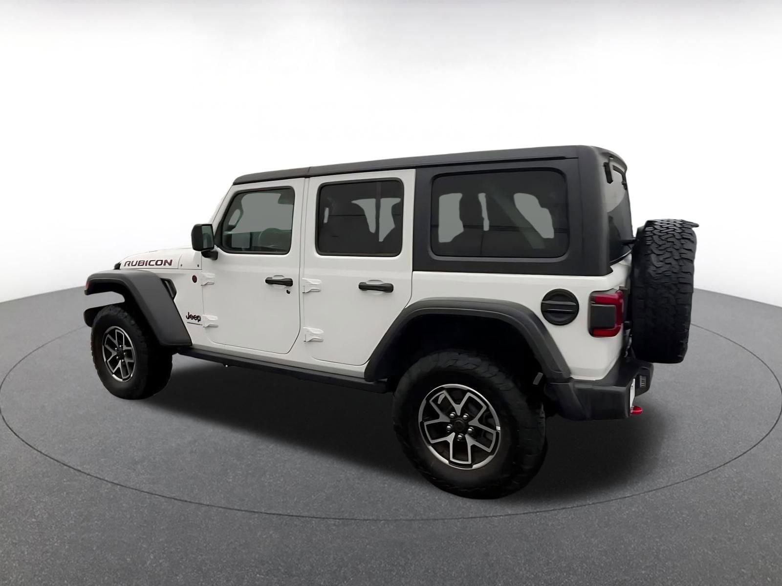 Thumbnail: 2025 Jeep Wrangler - 10