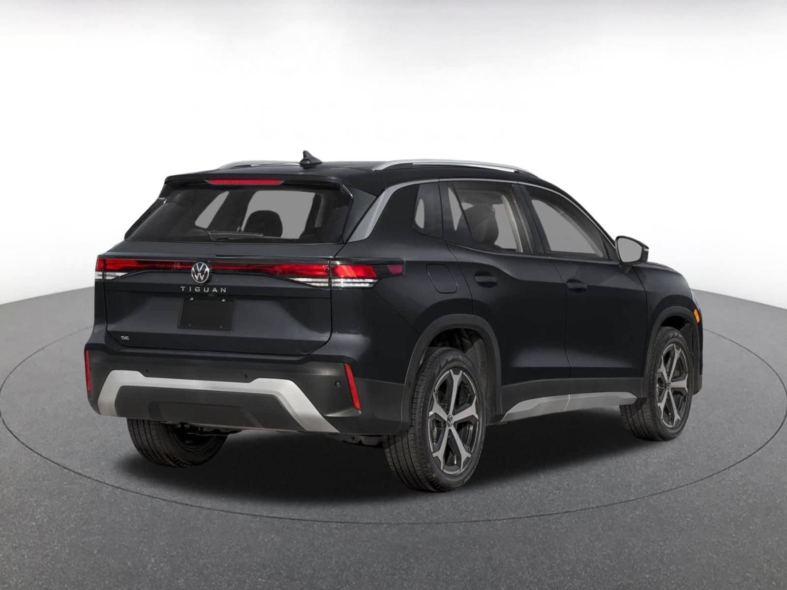 Thumbnail: 2026 Volkswagen Tiguan - 2