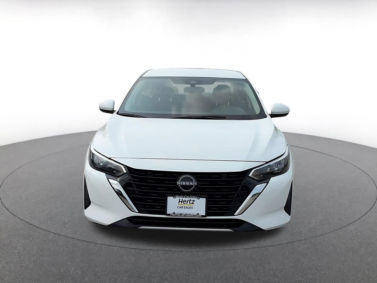Thumbnail: 2025 Nissan Sentra - 4