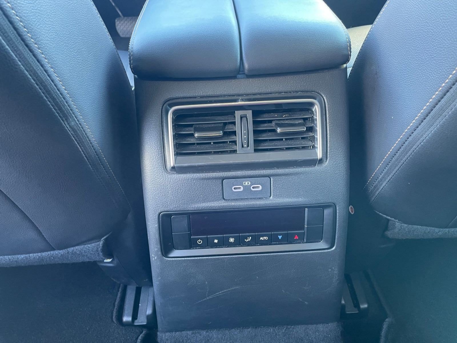 Thumbnail: 2025 Mazda CX-90 - 25