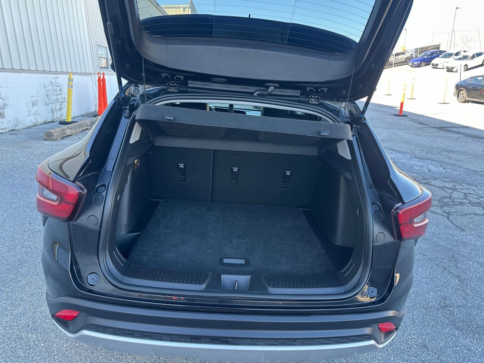 Thumbnail: 2025 Chevrolet Trax - 29