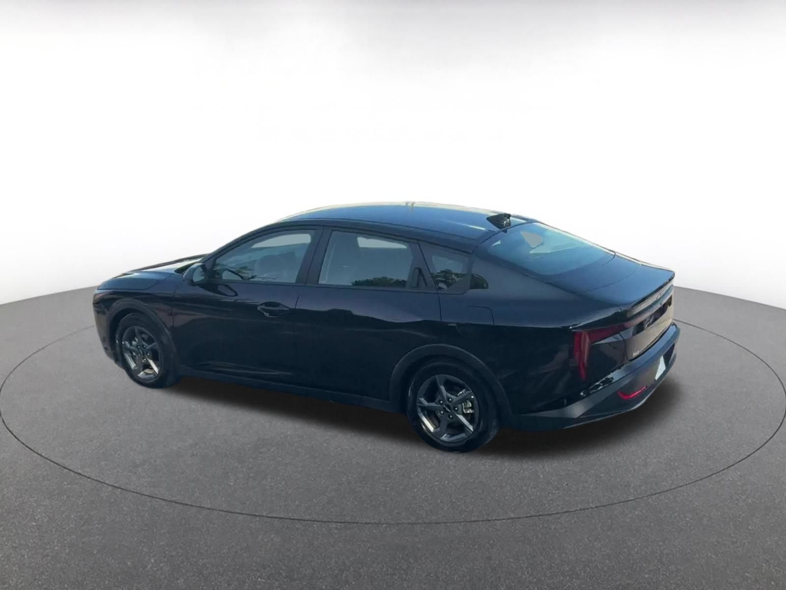 Thumbnail: 2026 Kia K4 - 10