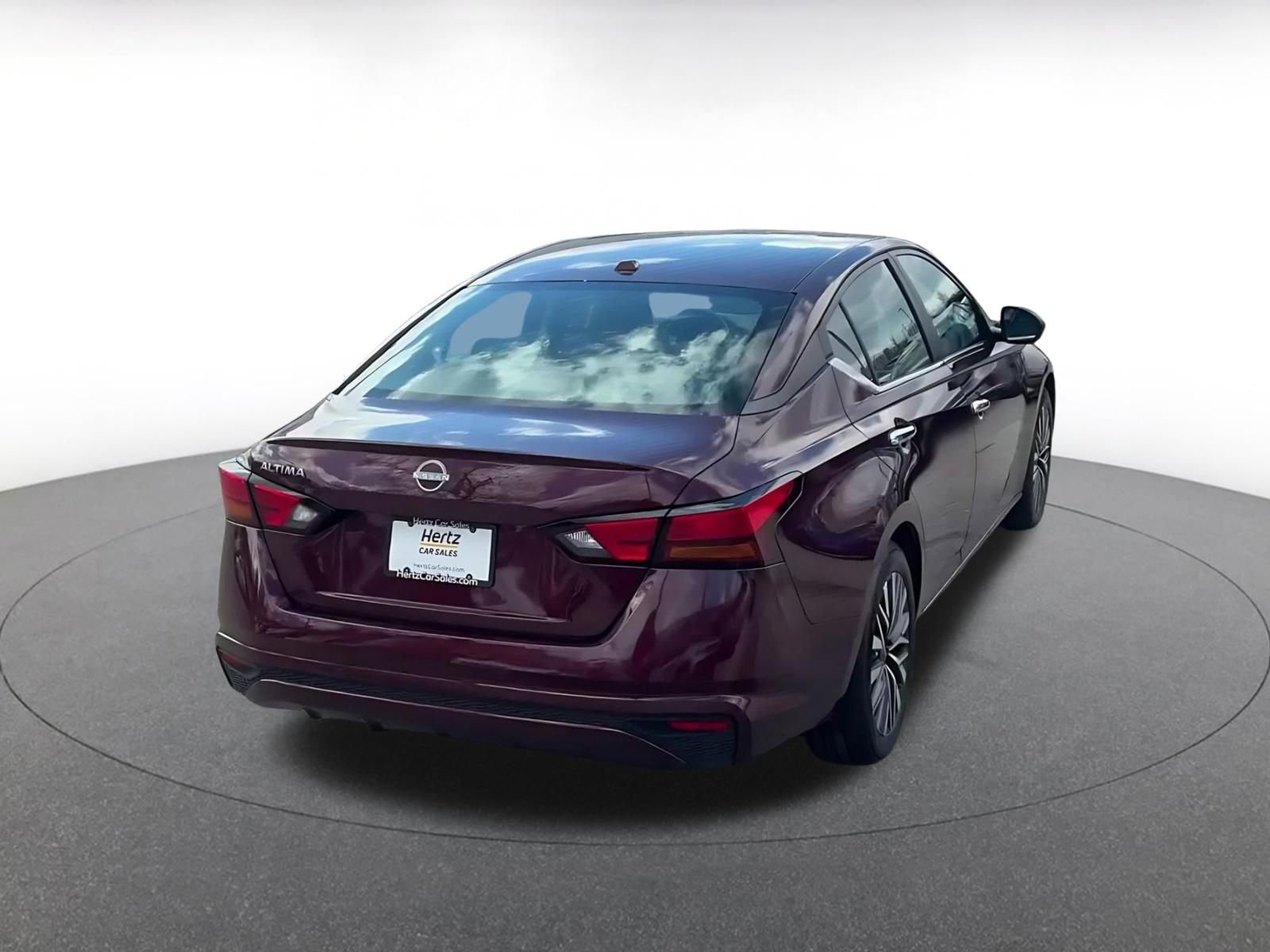 Thumbnail: 2025 Nissan Altima - 12