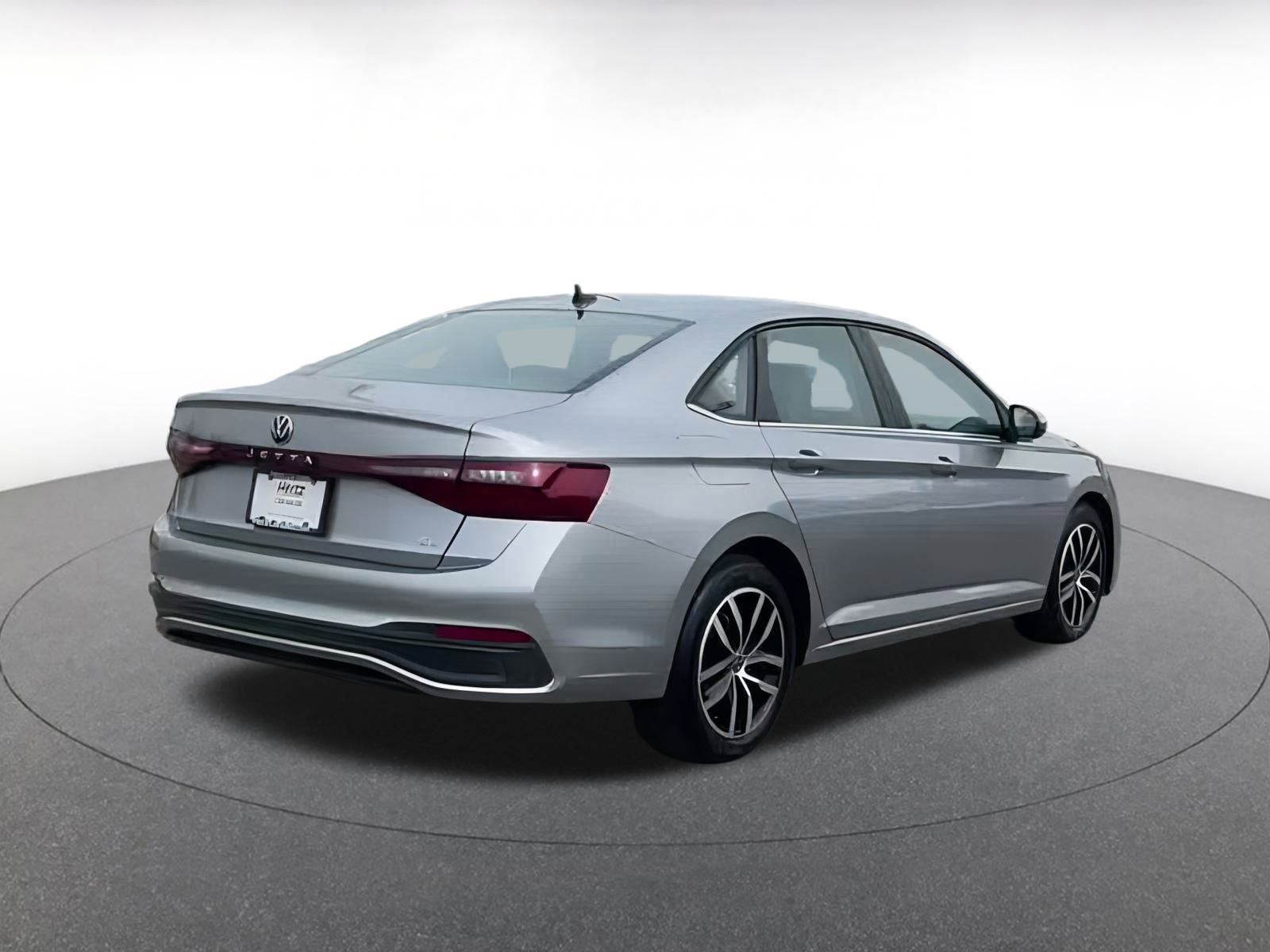 Thumbnail: 2025 Volkswagen Jetta - 10