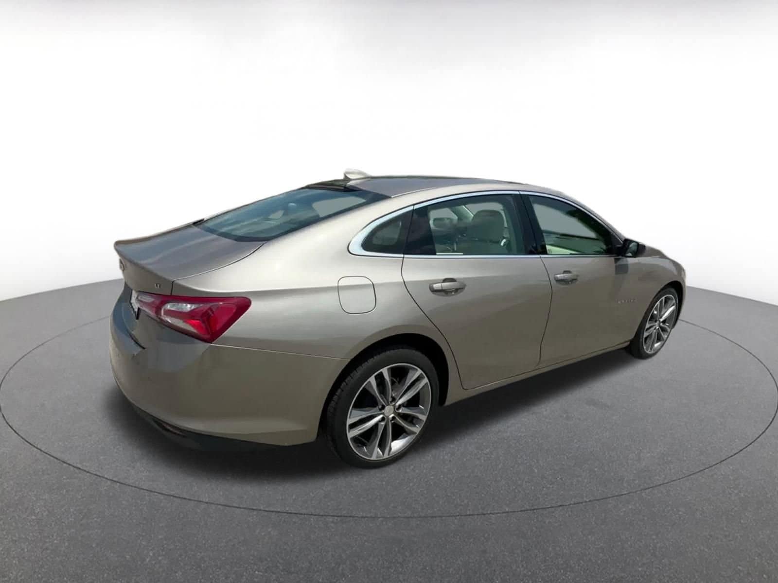 Thumbnail: 2024 Chevrolet Malibu - 15