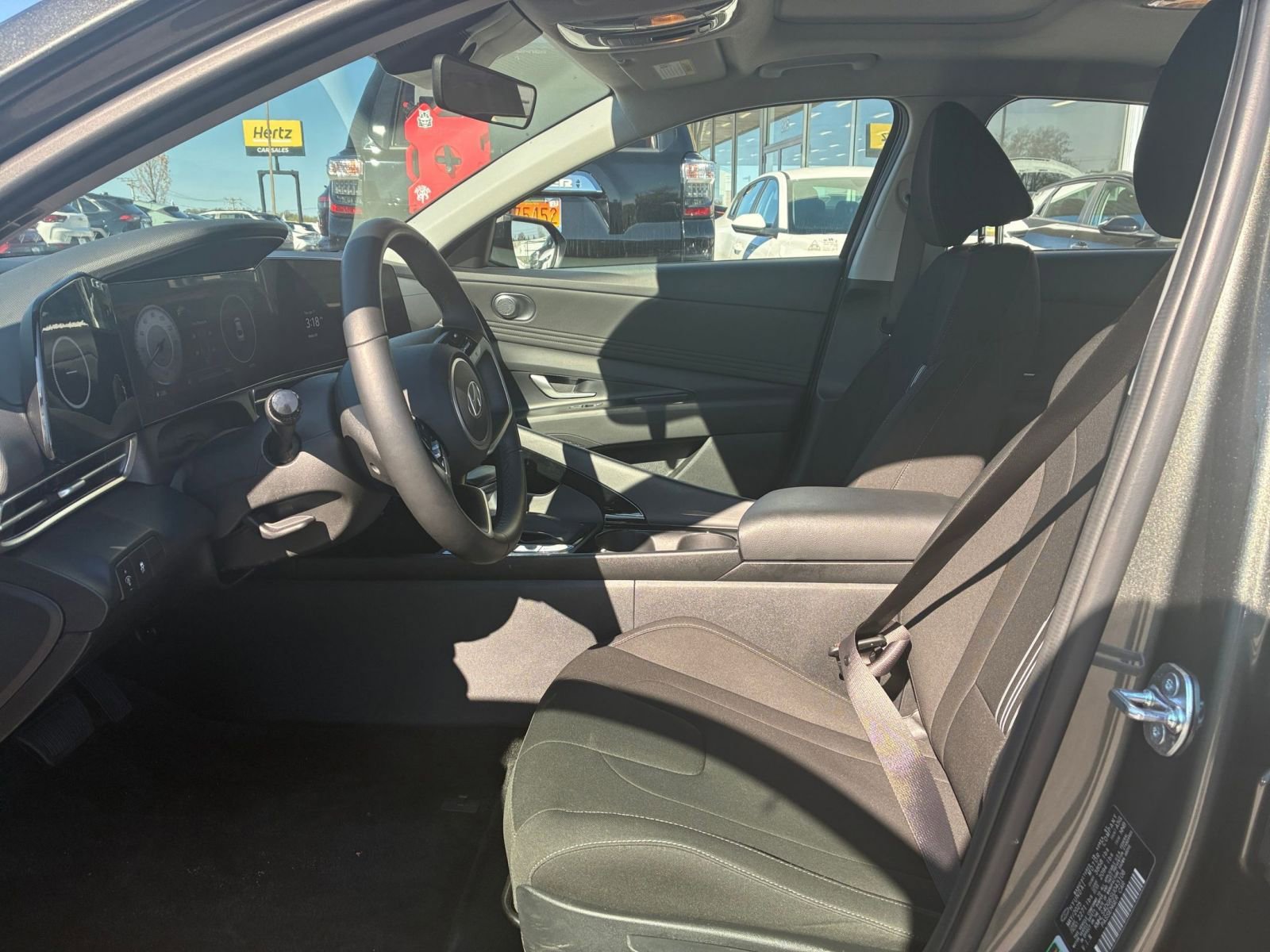 Thumbnail: 2025 Hyundai Elantra - 22