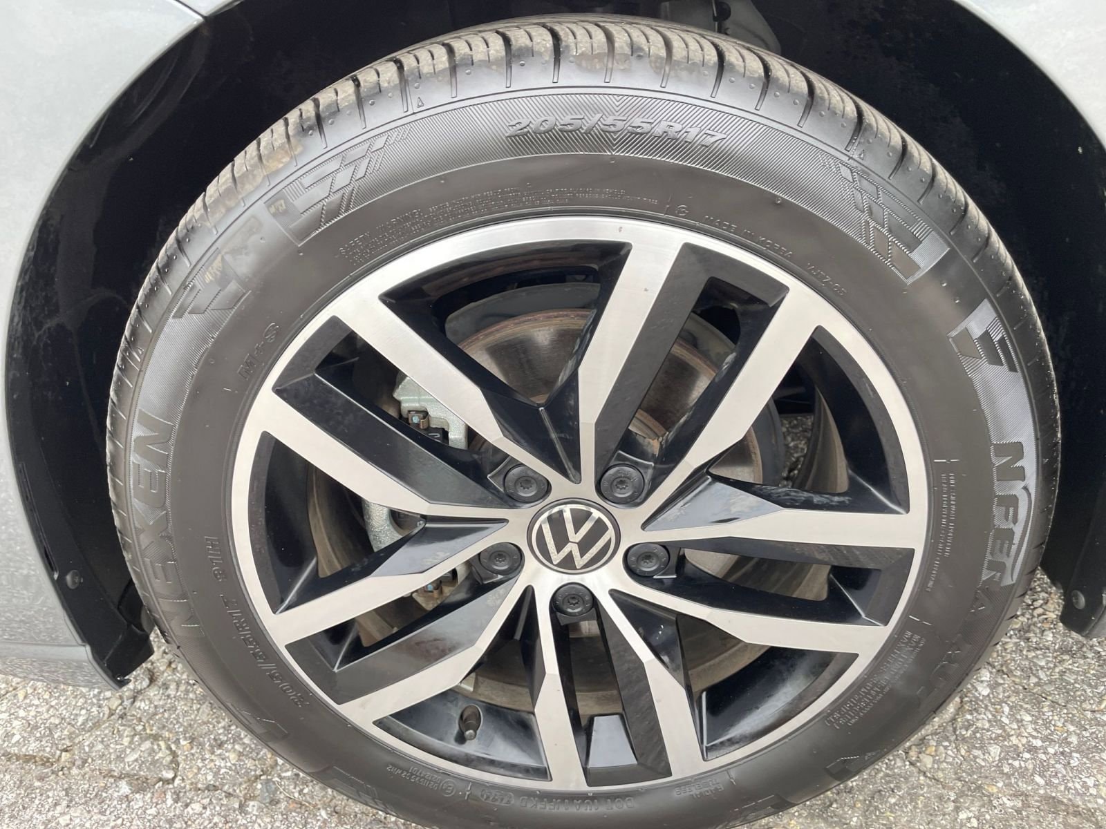 Thumbnail: 2025 Volkswagen Jetta - 30