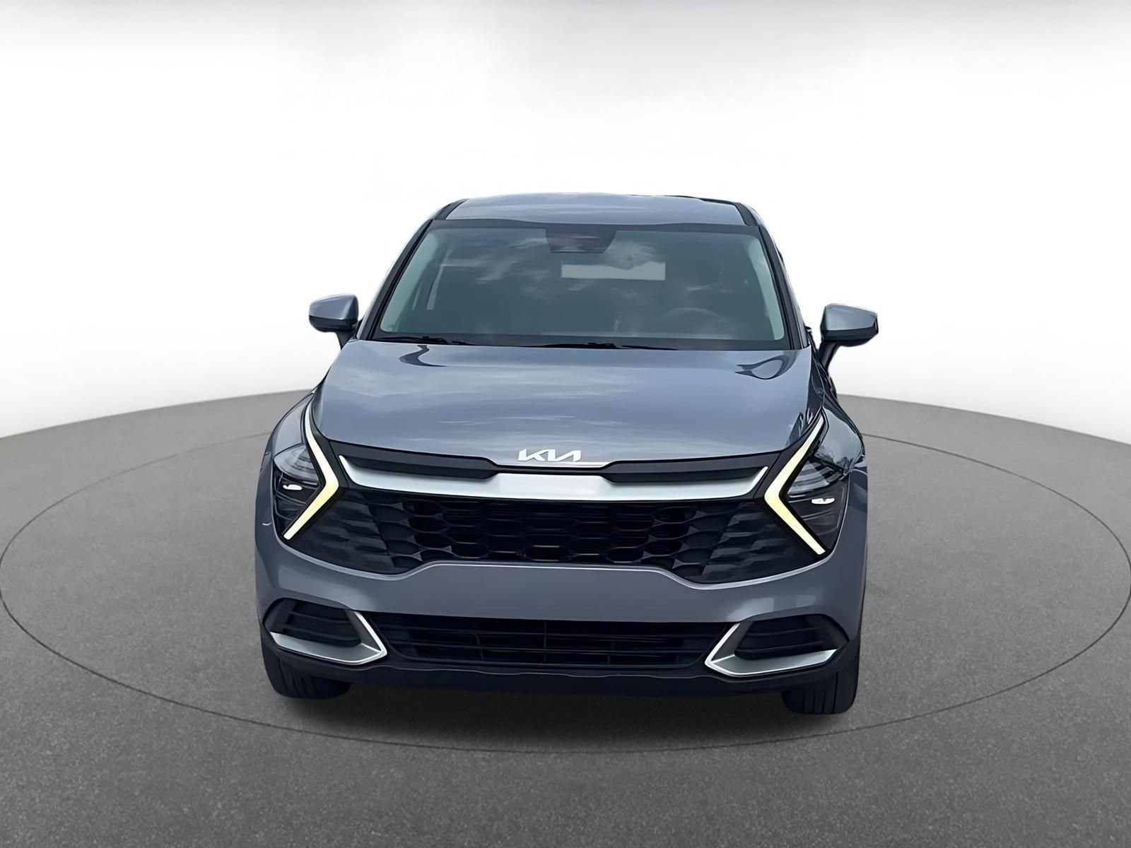 Thumbnail: 2025 Kia Sportage - 4