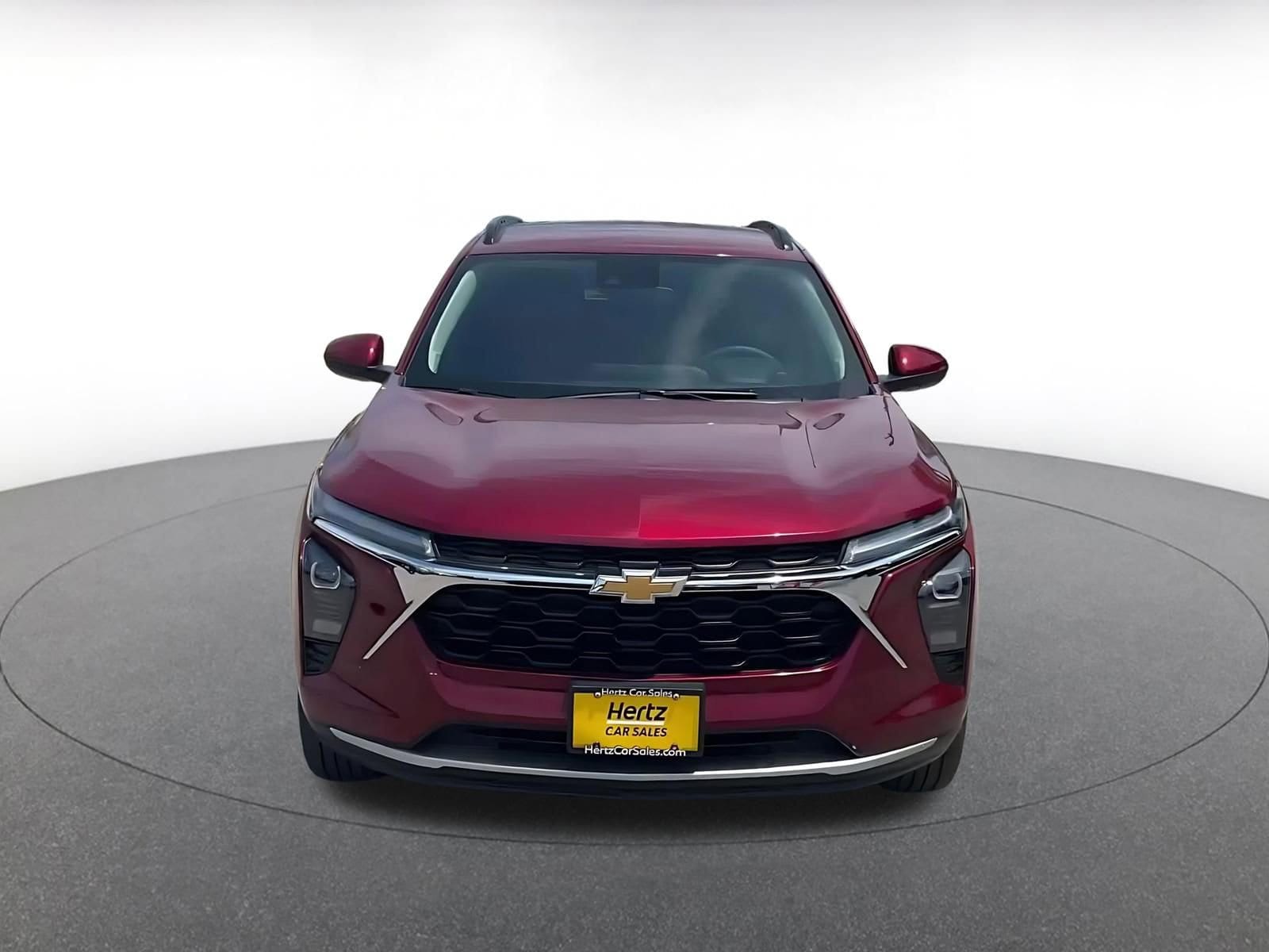 Thumbnail: 2025 Chevrolet Trax - 4