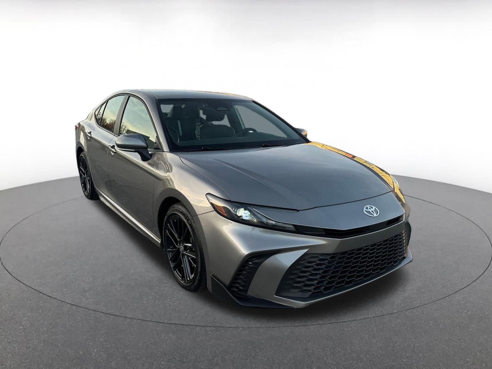 Thumbnail: 2025 Toyota Camry - 1