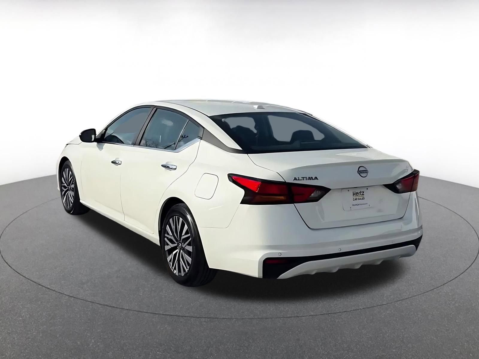 Thumbnail: 2025 Nissan Altima - 11