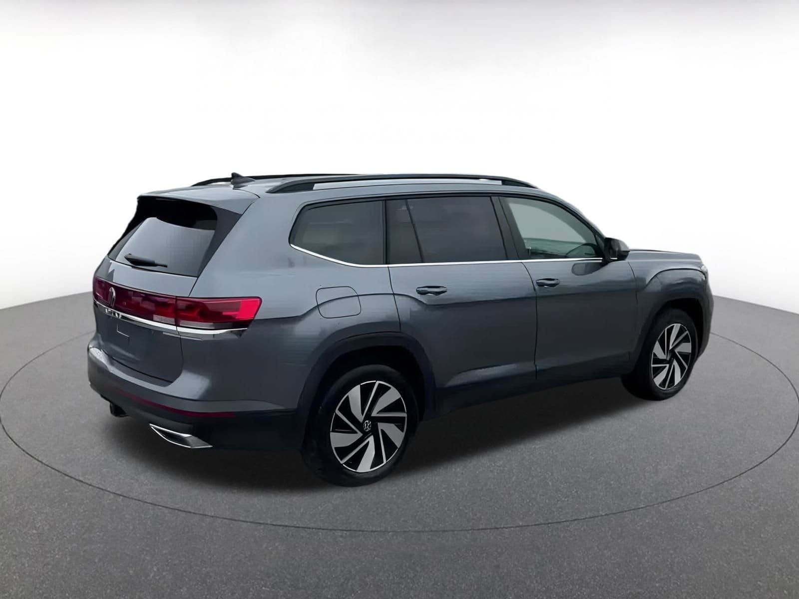Thumbnail: 2024 Volkswagen Atlas - 14
