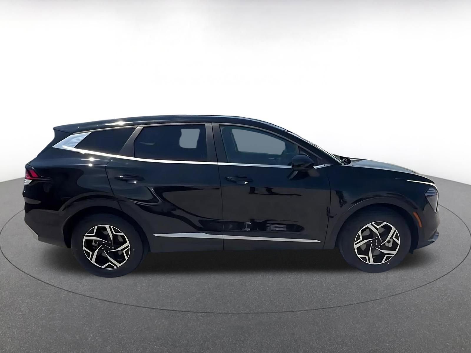 Thumbnail: 2025 Kia Sportage - 16