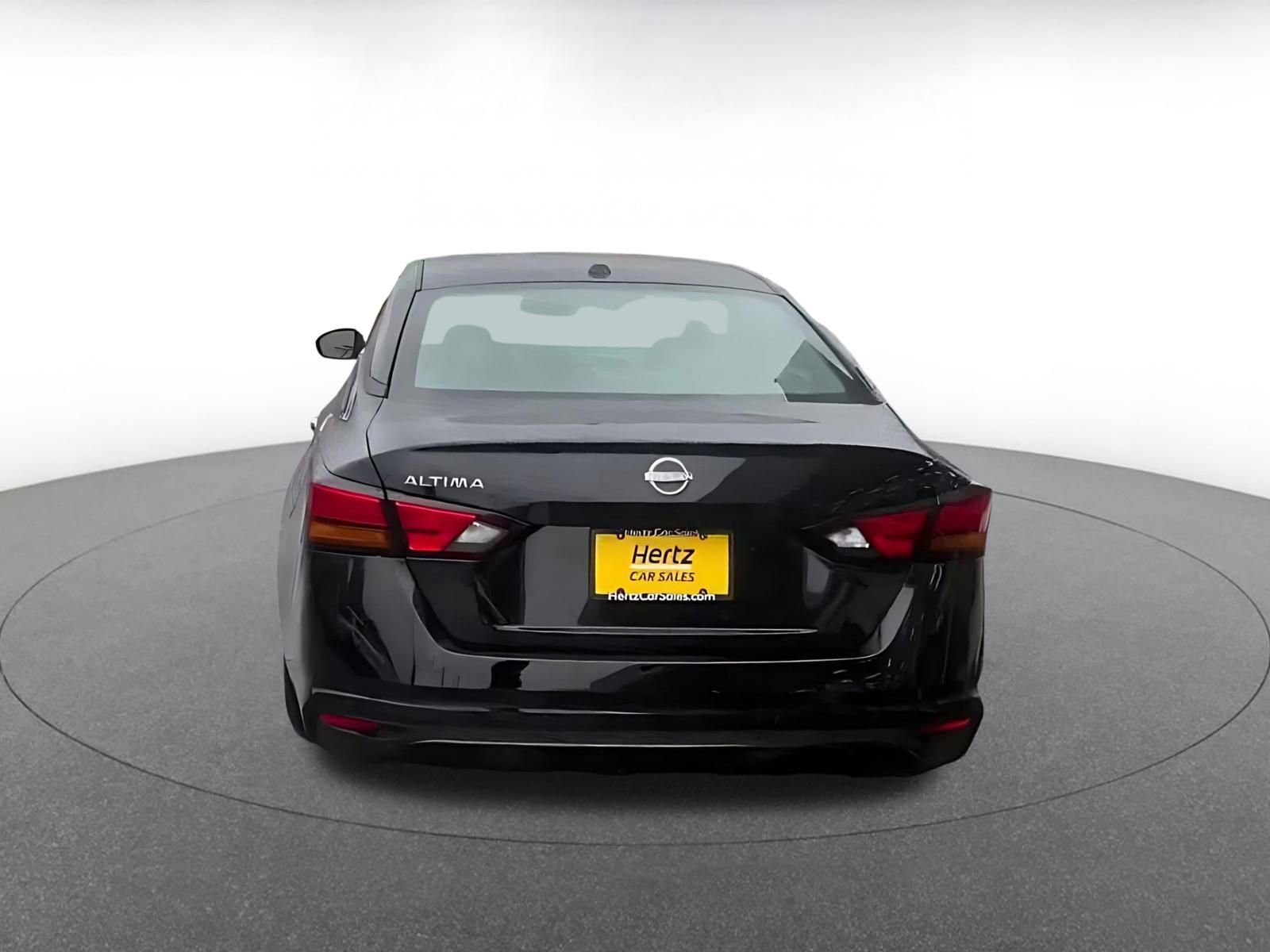 Thumbnail: 2025 Nissan Altima - 12