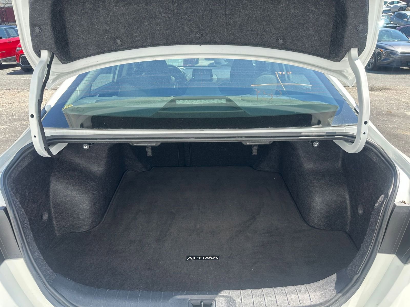 Thumbnail: 2025 Nissan Altima - 31