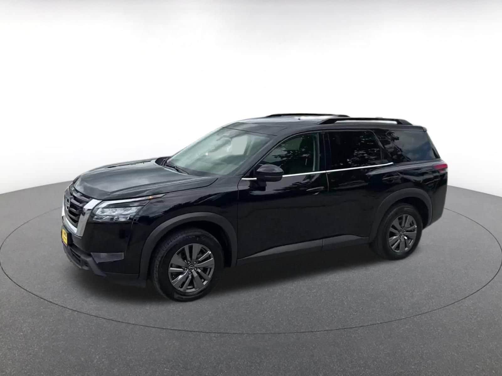 Thumbnail: 2025 Nissan Pathfinder - 8