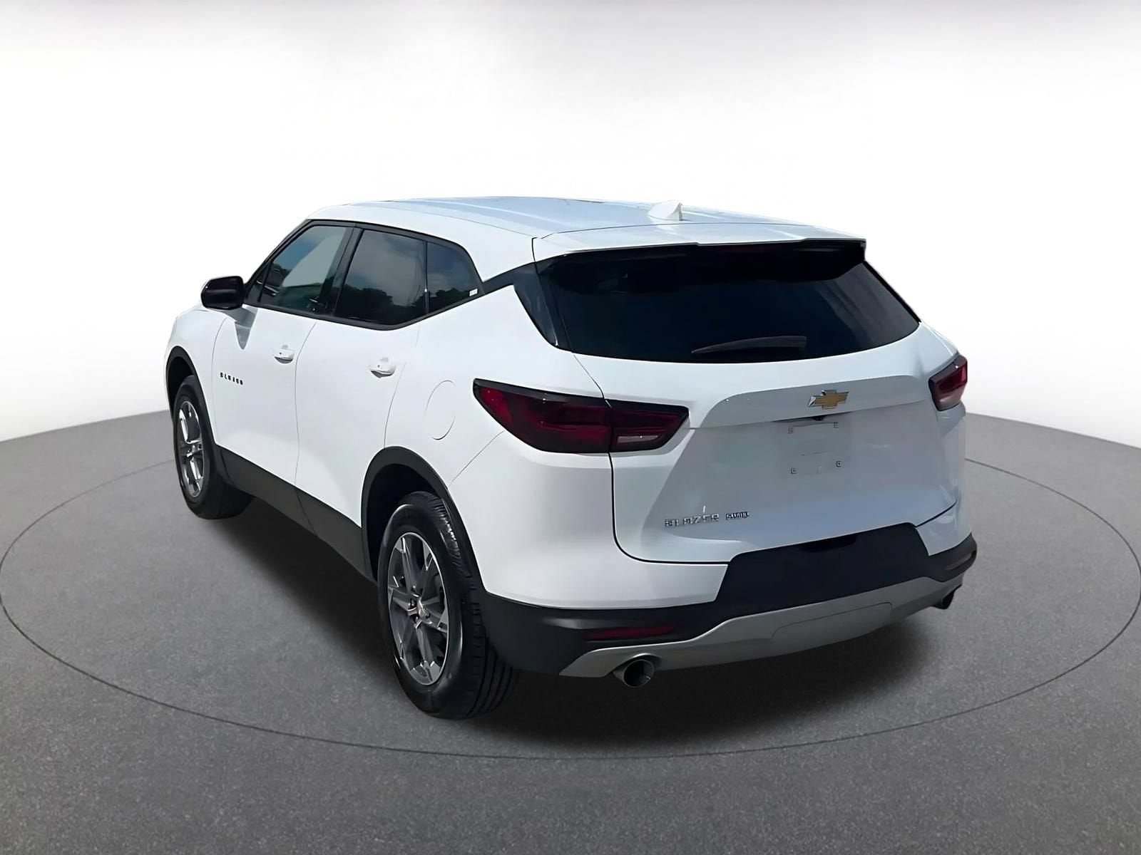 Thumbnail: 2026 Chevrolet Blazer - 10