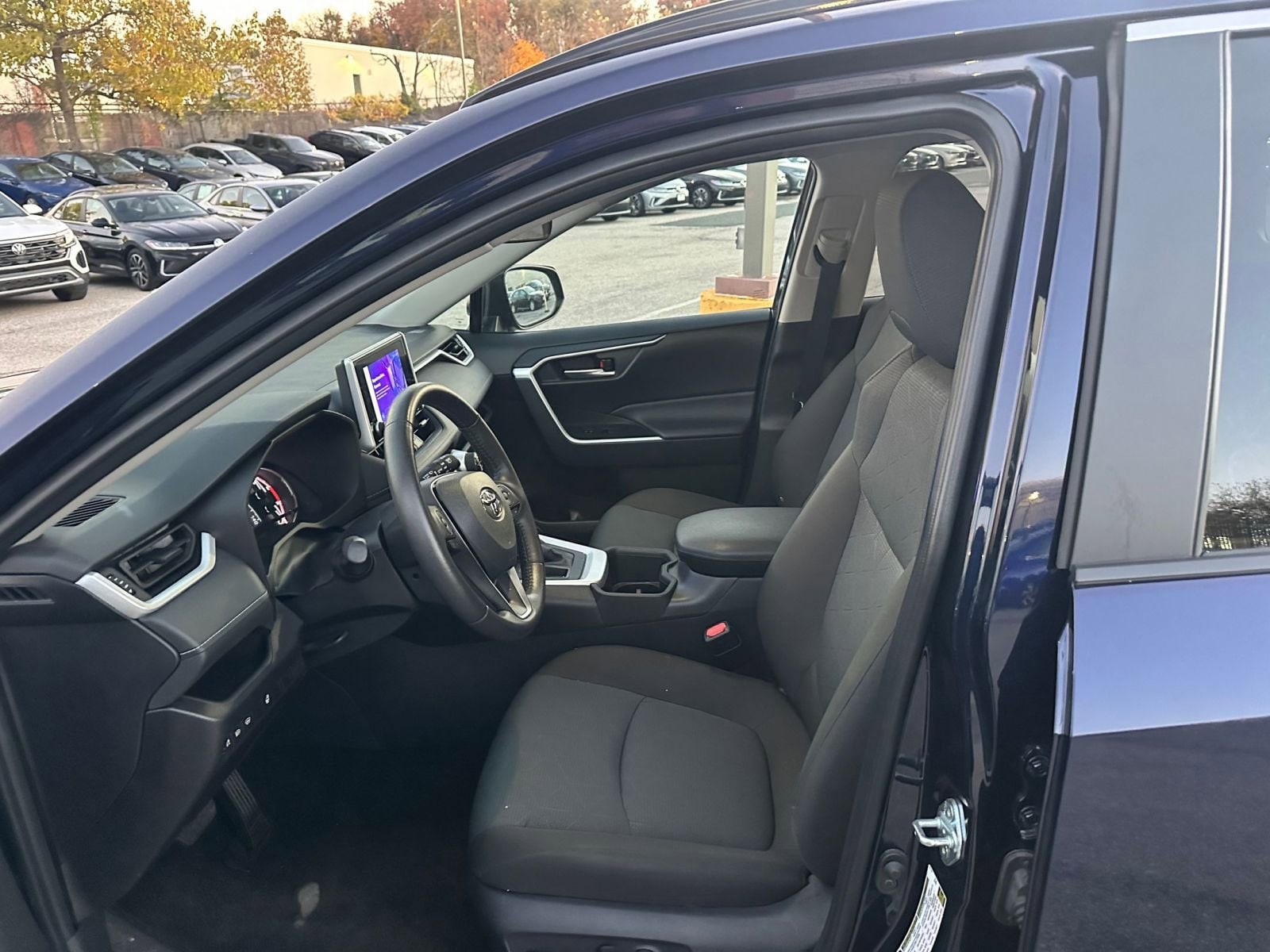 Thumbnail: 2025 Toyota RAV4 - 8