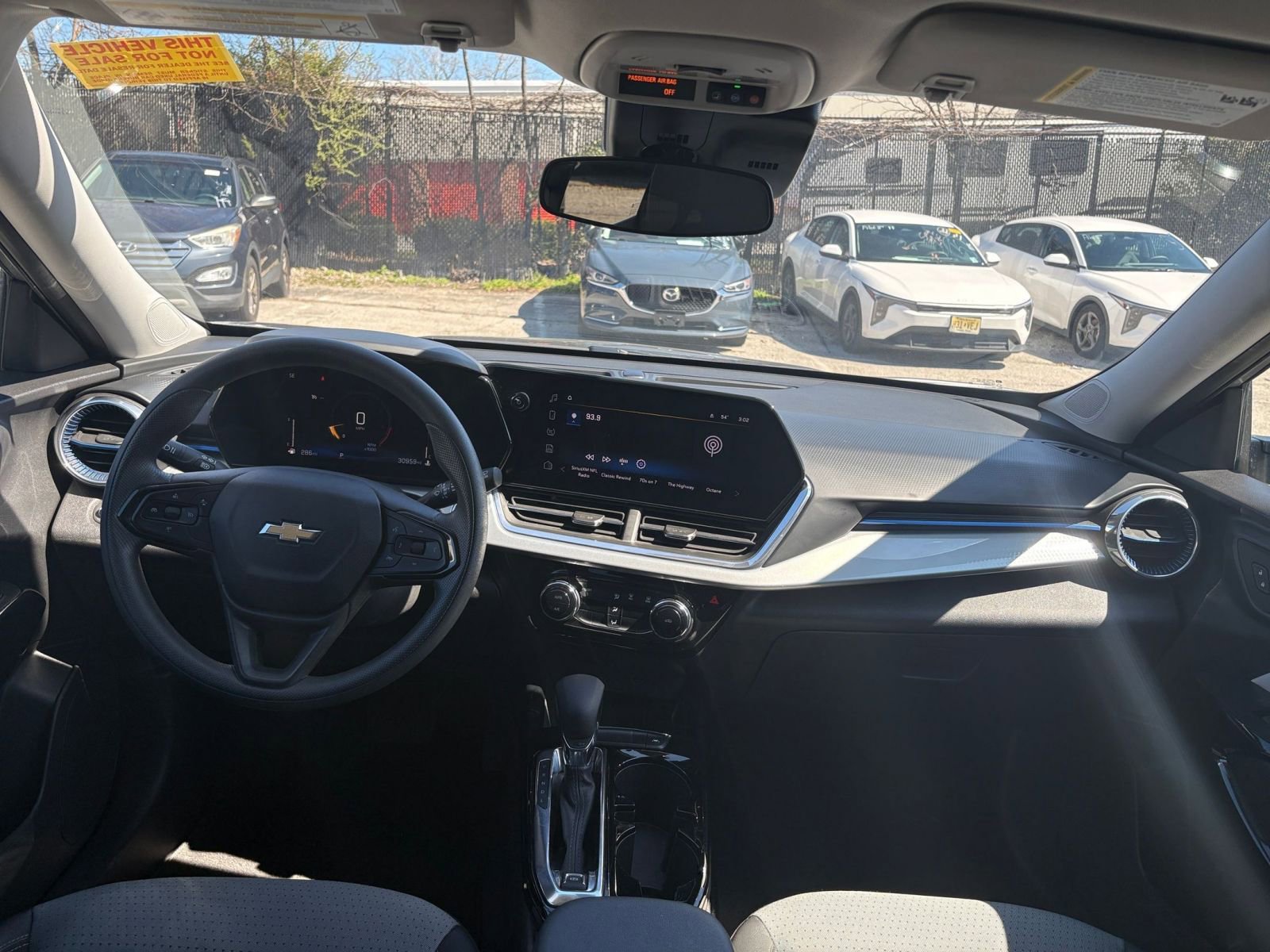 Thumbnail: 2025 Chevrolet Trax - 31